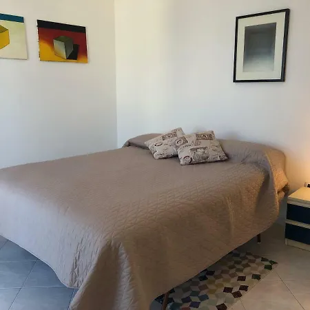 In Casa Indipendente A 2 Km Dal Mare. * Порто-Сант'Эльпидио
