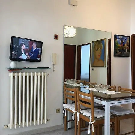 In Casa Indipendente A 2 Km Dal Mare. Апартаменты Порто-Сант'Эльпидио