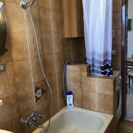 In Casa Indipendente A 2 Km Dal Mare. Апартаменты Порто-Сант'Эльпидио