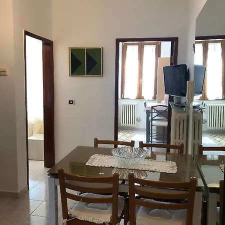 In Casa Indipendente A 2 Km Dal Mare. Apartment *